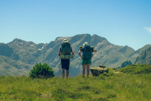 Quels sont les meilleurs conseils pour une randonnée dans les montagnes de l'Altaï, Mongolie : équipements et itinéraires ?
